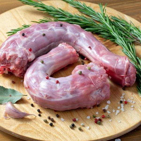 Turkey Necks (2.9 to 3.1 lbs)